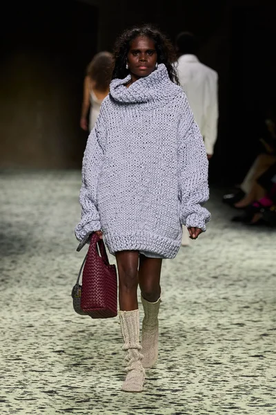 Look 6